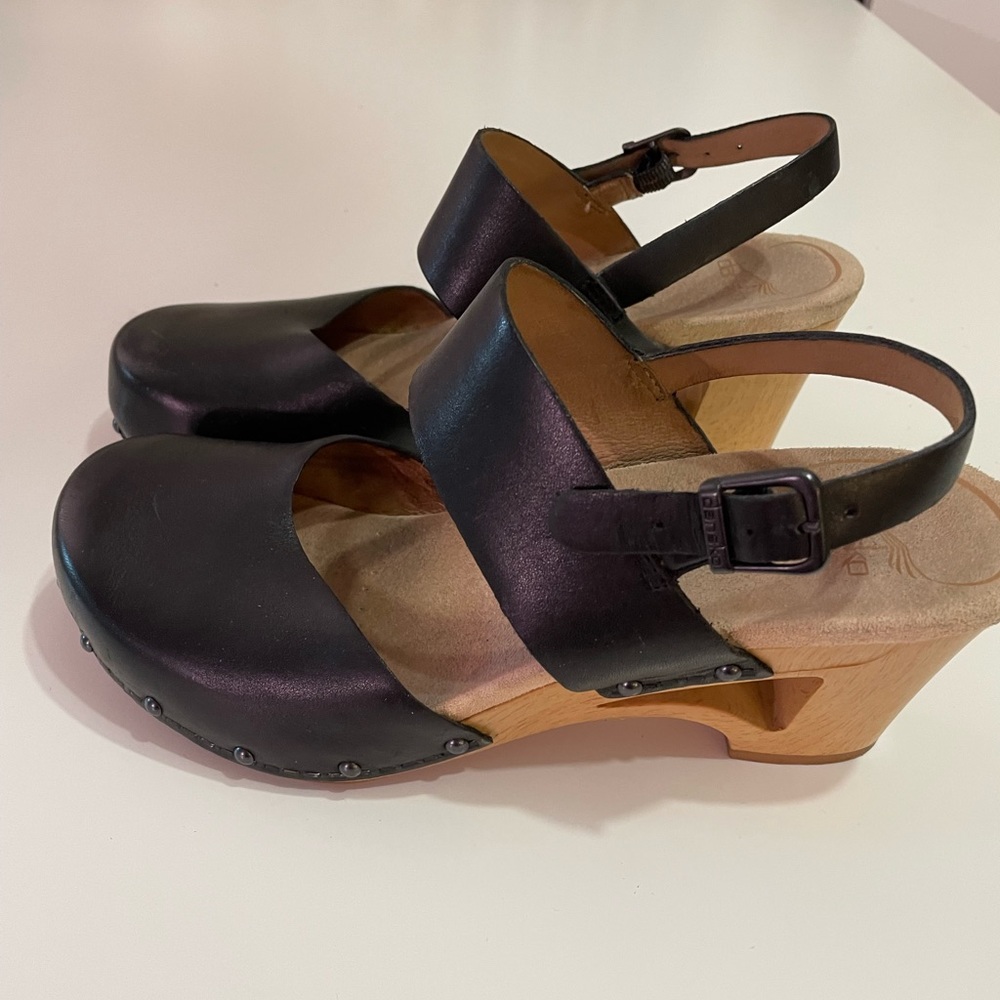 Dansko Thea Platform Heel Clogs Size 40/ women’s 9.5 Black Leather
